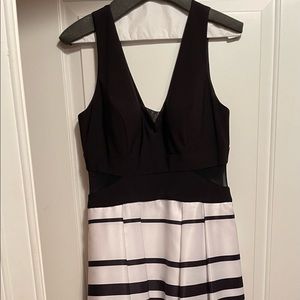 Stunning Xscape Ball Gown Black and White Dress Size 12